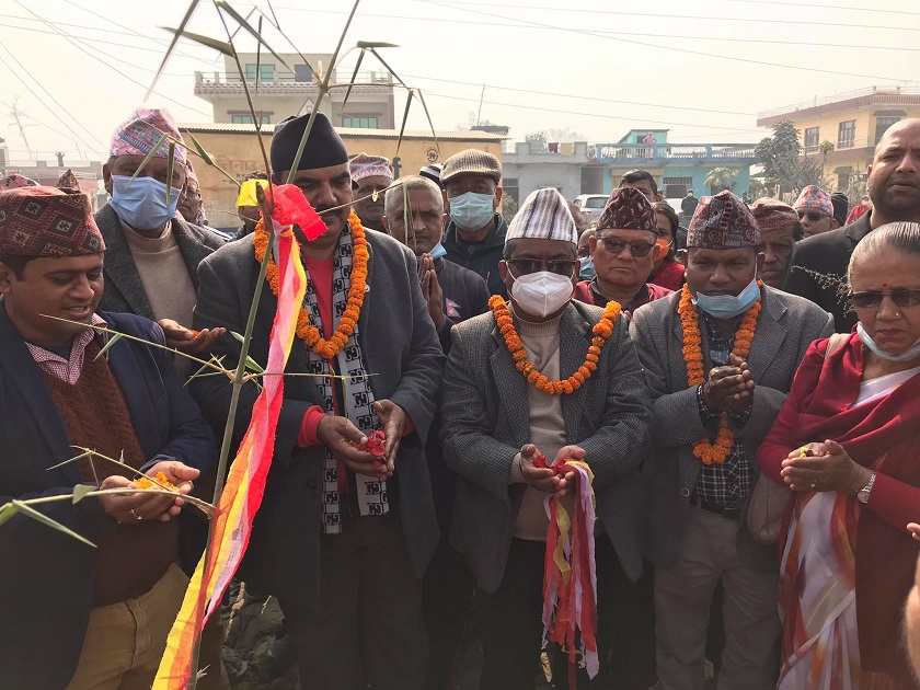 रुपन्देहीको तिलोत्तमाको पत्थरडाँडा-तिनाउ सडक शिलान्यास